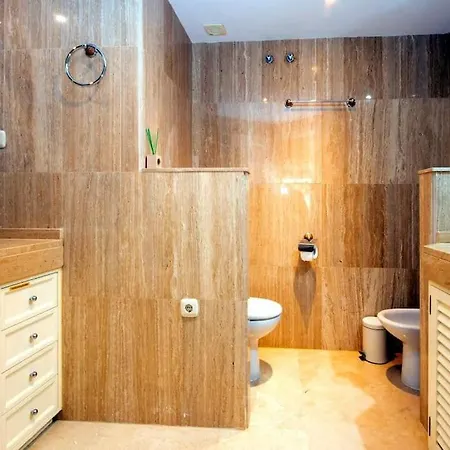 Amazing Modern Next To Pool. * Marbella